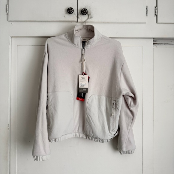 Vuori Sweaters - Vuori Aspen Half Zip Up - Chalk